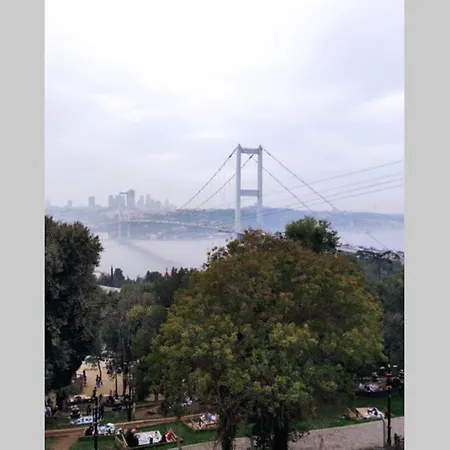 Bosphorus Botanical House, Garden Floor House..